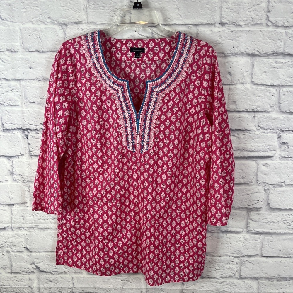 Talbots Women's Boho  Breezy  Beachy Embroidered Neckline Tunic Top Resort Wear